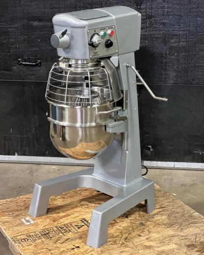 Hobart D300 30Qt Mixer with Bowl Guard - Rebuilt with Warranty!